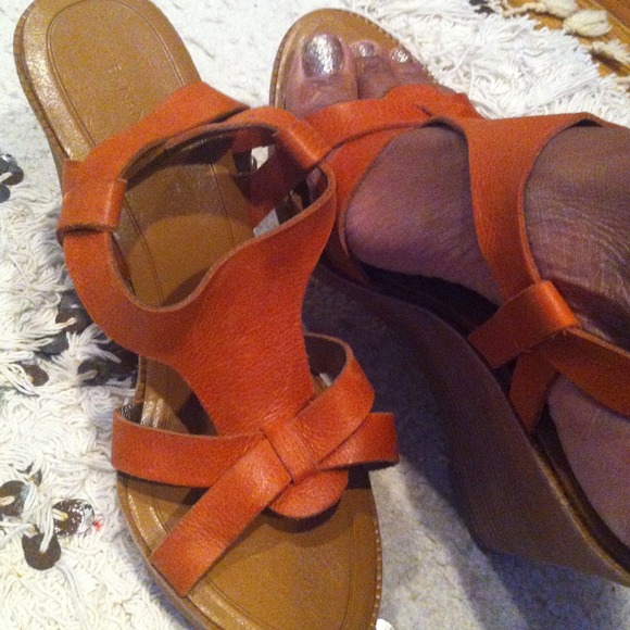 Banana Republic wedge sandals