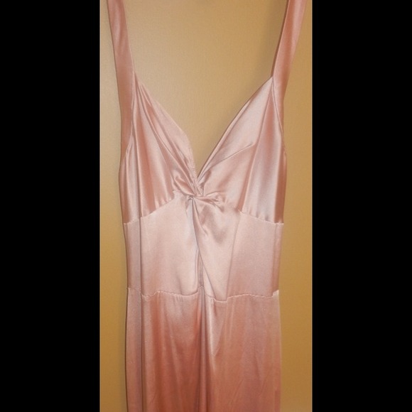 NWOT Silk Nicole Miller V-Neck Halter Dress
