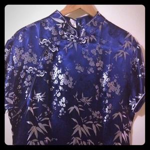 Mandarin collar dress, never worn.