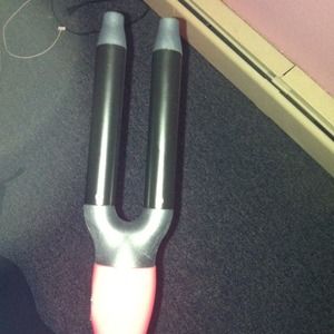 SOLD Remington waver