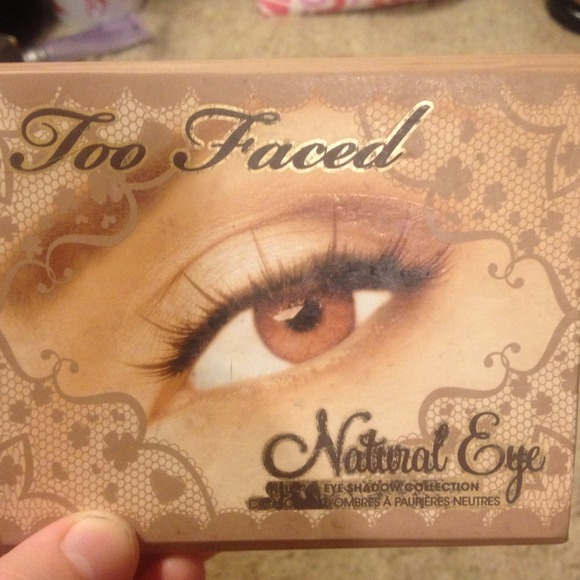 Two faced natural eye pallet