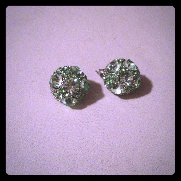 Emerald colored earrings!