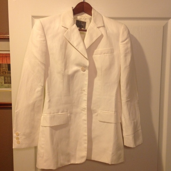 Calvin Klein ivory blazer