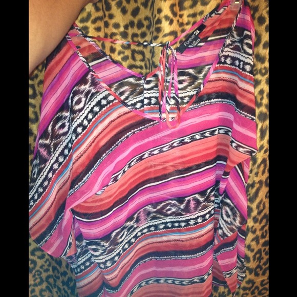 ✋ Sold in bundle. - Picture 2 of 2