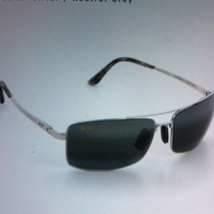 Maui Jim black rock sunglasses