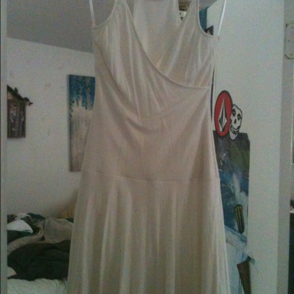 BCBG cream colored dress