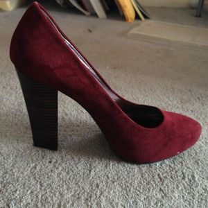 *Sold*Calvin Klein heels
