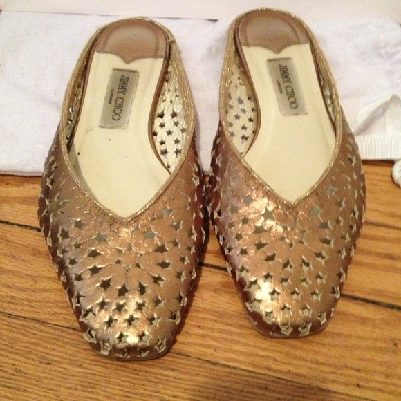 💔Sold💔 Jimmy Choo Gold Flats - Picture 2 of 4