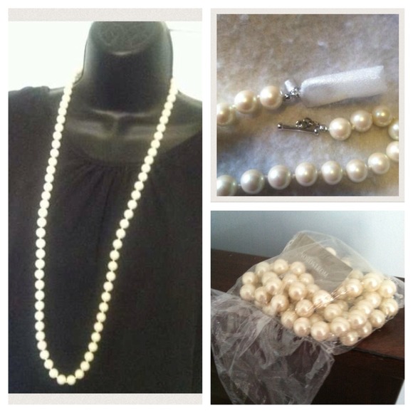 Nordstrom's Jewelry - "New" Nordstrom long faux pearl necklace