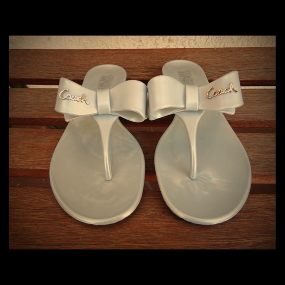 ❌SOLD❌COACH bow slippers