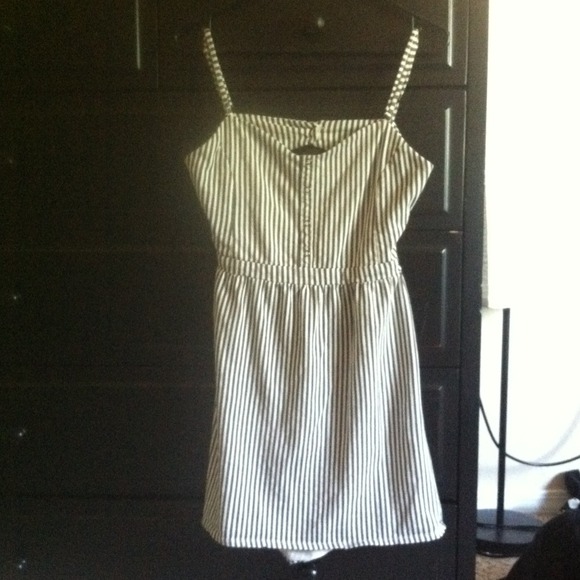 🔴Sold🔴O'neill striped dress