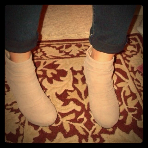taupe bootie