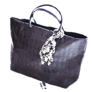 skull print tote bag