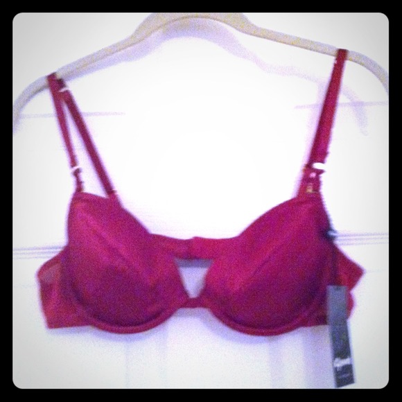 🌝SALE NWT Gossard Satin Bra