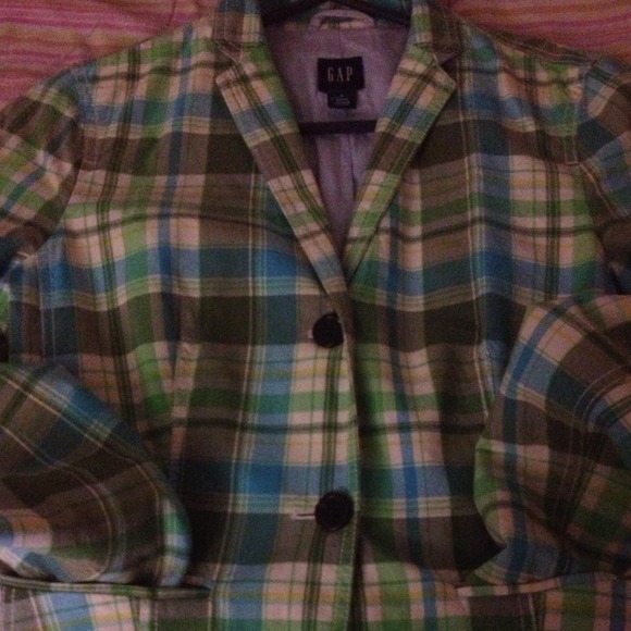 Gap - Picture 3 of 4