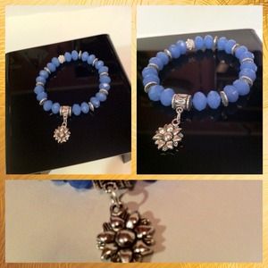 Handcrafted, Blue-Sky stretch bracelet