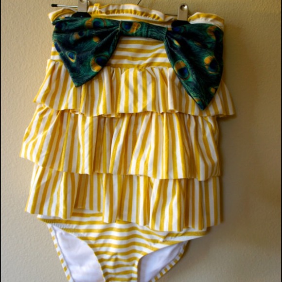 Women's swimsuit