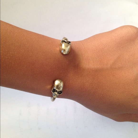 Double Skull Head Cuff Bracelet