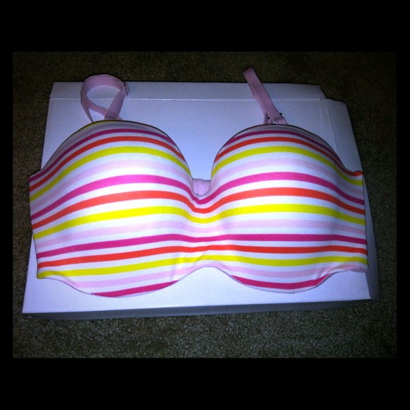 Victoria's secret bra :))) ✨🌟✨REDUCED✨🌟✨