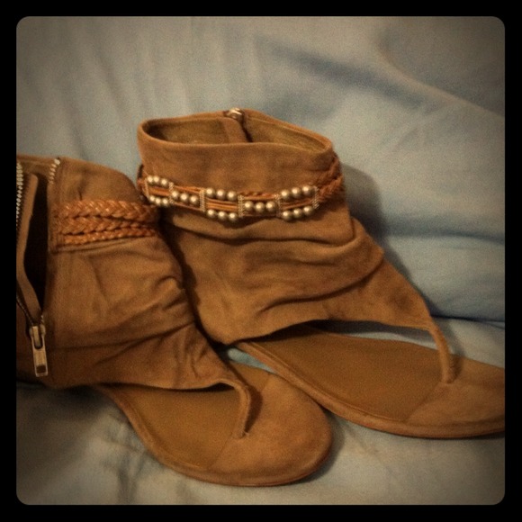 🎁ASH shoes. BNWT!!🎁