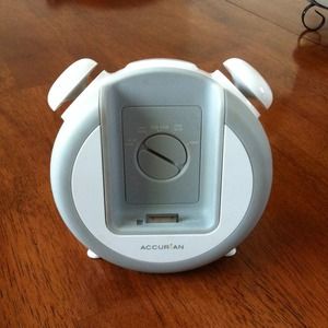 iPod docking alarm clock