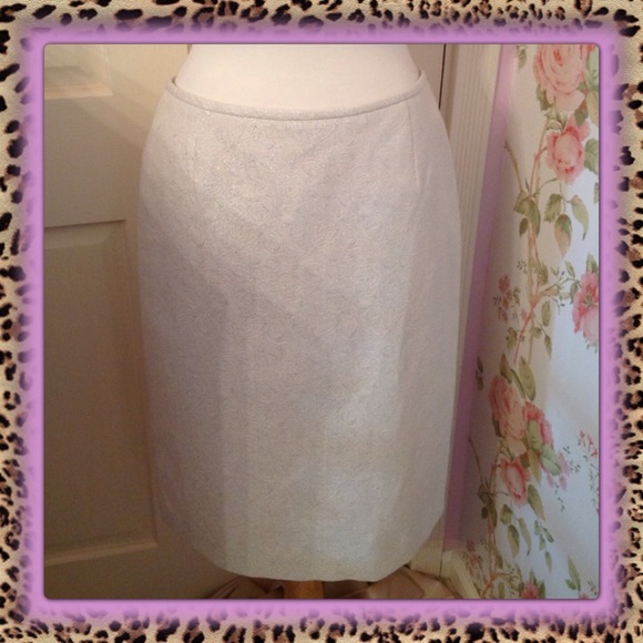 Tahiri By Arthur S. Levine Metallic Brocade Skirt