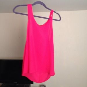 Hot pink racer back tank w zipper back