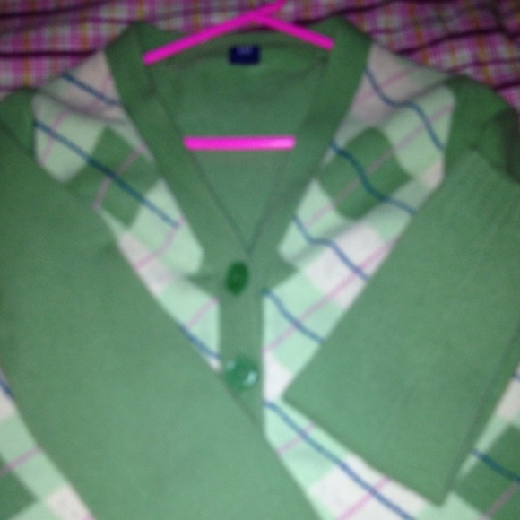Gap - Picture 2 of 4