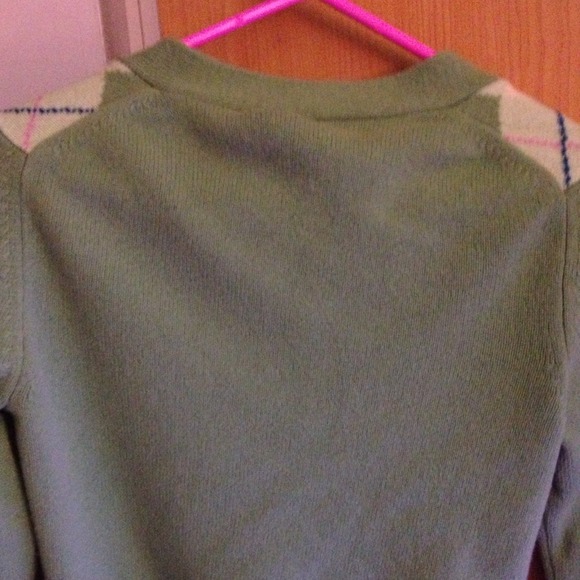 Gap - Picture 3 of 4