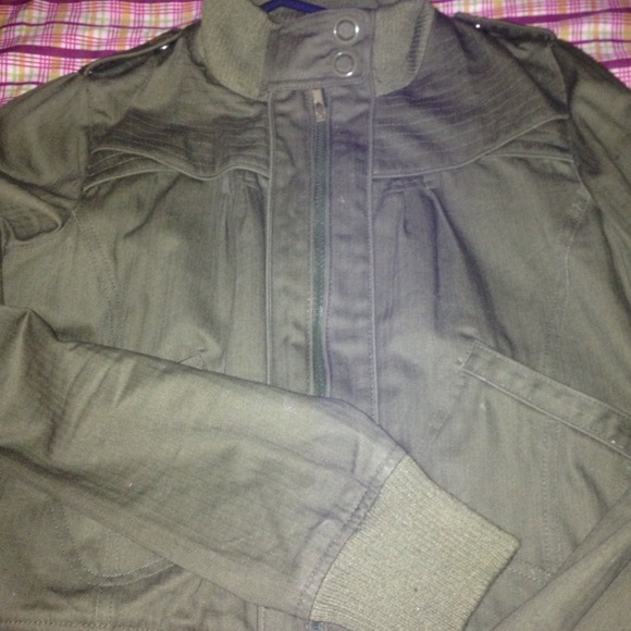 Rue21 - Picture 2 of 4