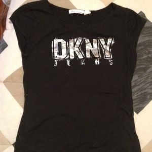 Small black dkny shirt