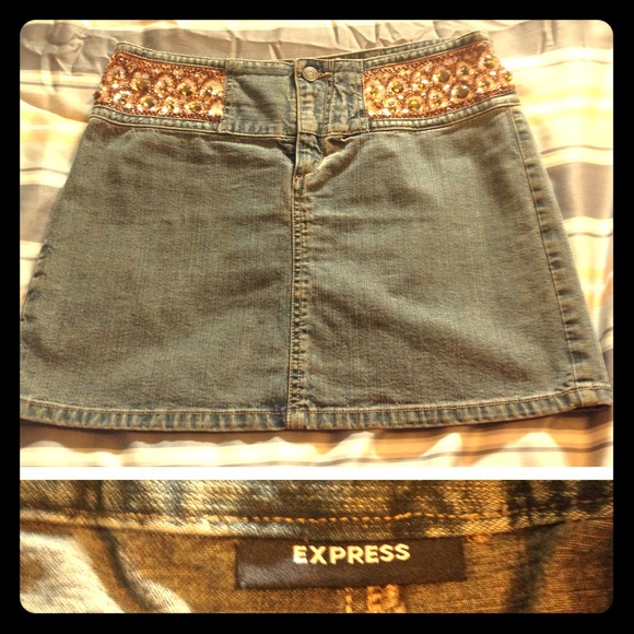 Express Skirt - Picture 1 of 1