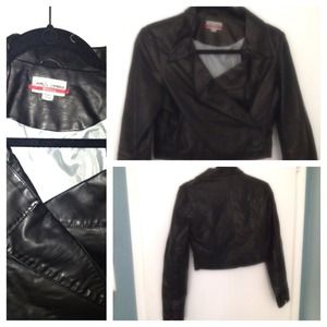 Cropped leather jacket.