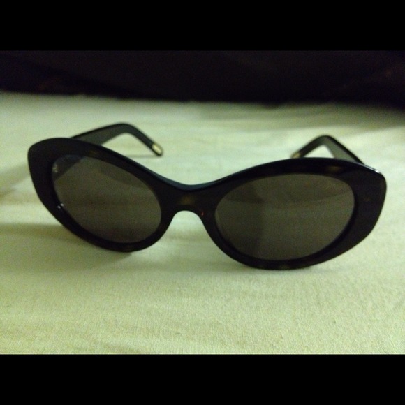 FENDI Accessories - ✨REDUCED✨Fendi Havana sunglasses