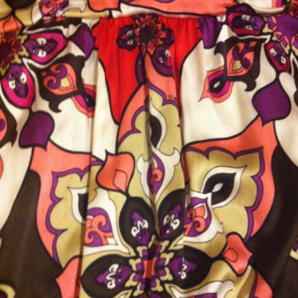 Bebe Dress - Picture 3 of 3