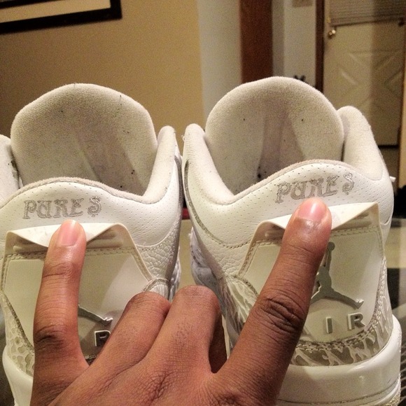 Retro Jordan "Pure Money" 3's - Picture 2 of 4