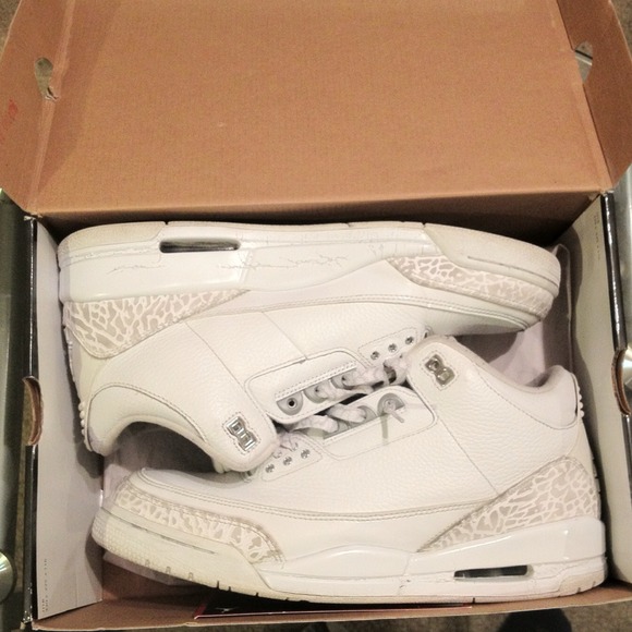 Retro Jordan "Pure Money" 3's - Picture 4 of 4