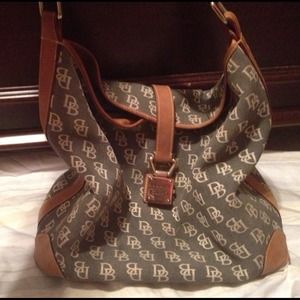 Authentic dooney and bourke