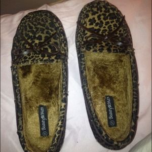Leopard moccasins
