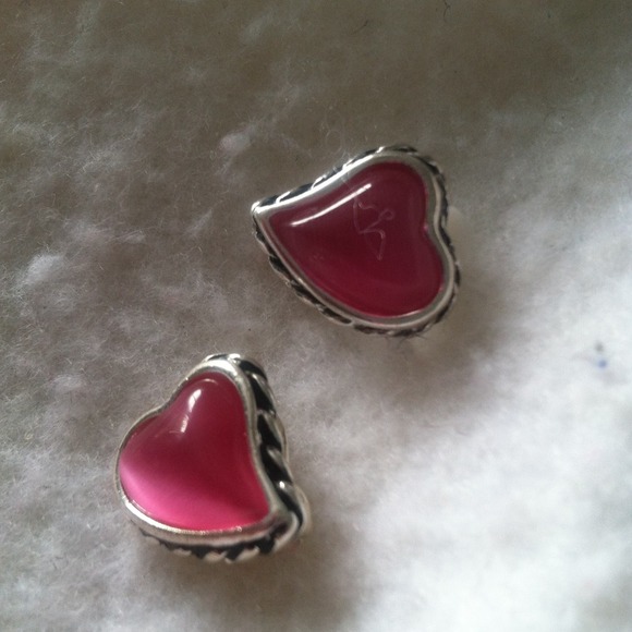 Jewelry - **NEW** Pink & Silver Tone Hearts