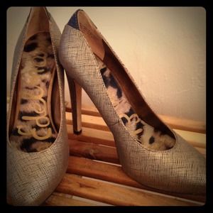 Sam Edelman Bronze Pumps
