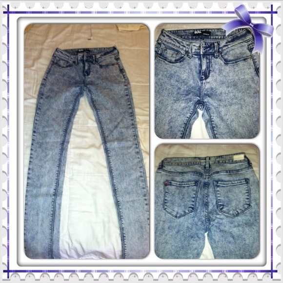 Urban outfitters cigarette cut skinny jeans..