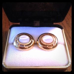 Pretty Vintage Clip-On Earrings