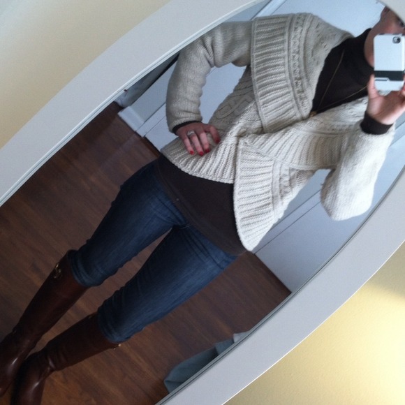 Bundle Apt 9 sweater sz M and Kenneth Cole sweater