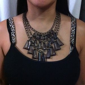 Nwt tinley road statement necklace