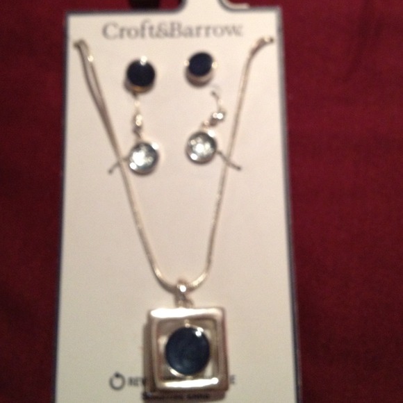 Reversible set