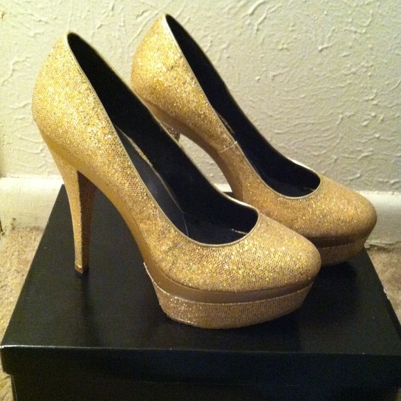 💢Sold💢New💋 JustFab Platforms