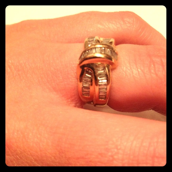 Gold and diamond baguette ring