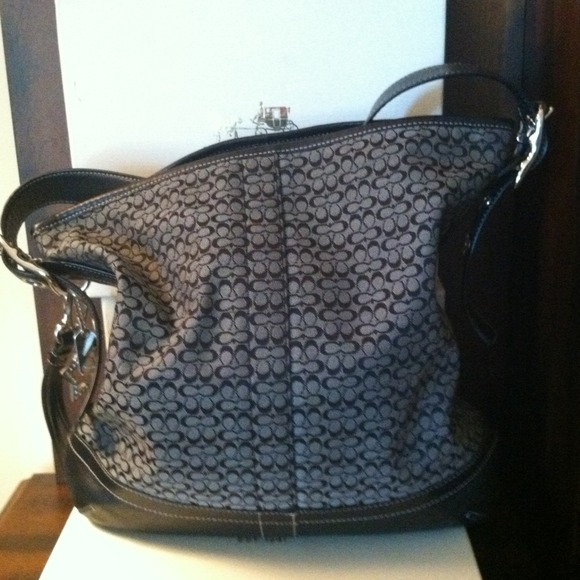 💯Coach handbag👗👠👜 12 1/2 by 13