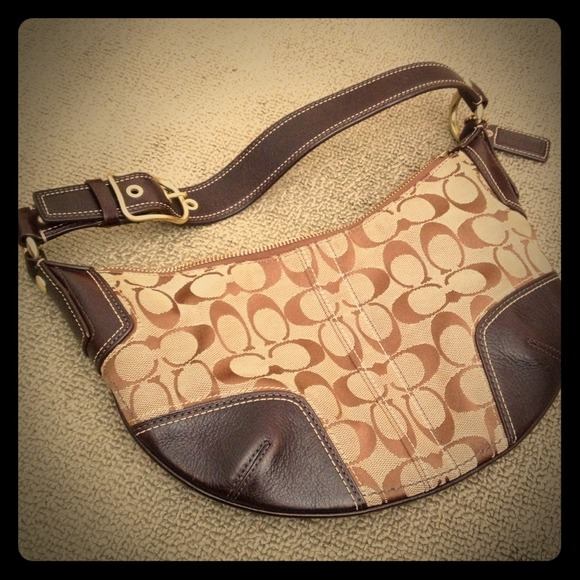 SOLD- Like new brown Coach bag